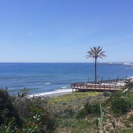 Apartamento- Atico En Mijas Costa , Con Piscina. Sitio de Calahonda Kültér fotó