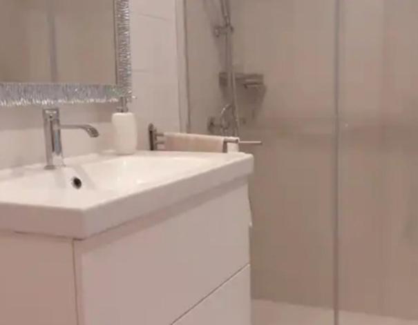 Apartamento- Atico En Mijas Costa , Con Piscina. Sitio de Calahonda Kültér fotó